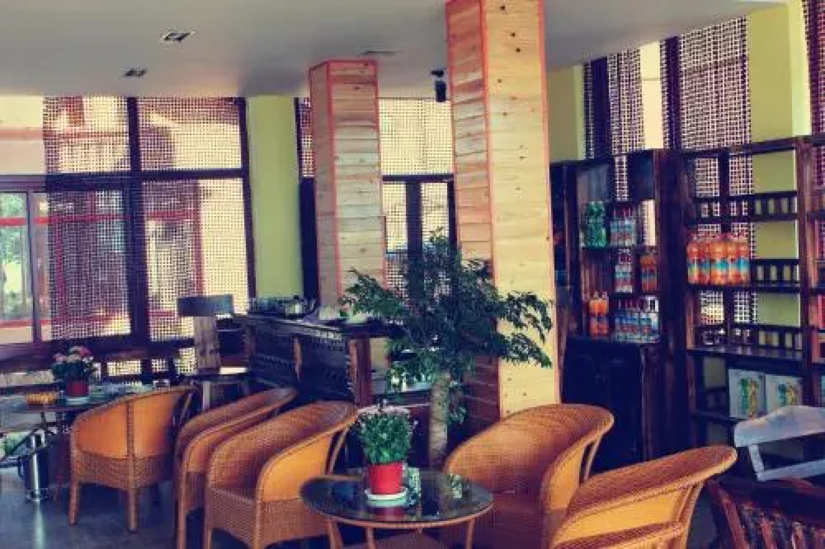 Sunshine Holiday Inn