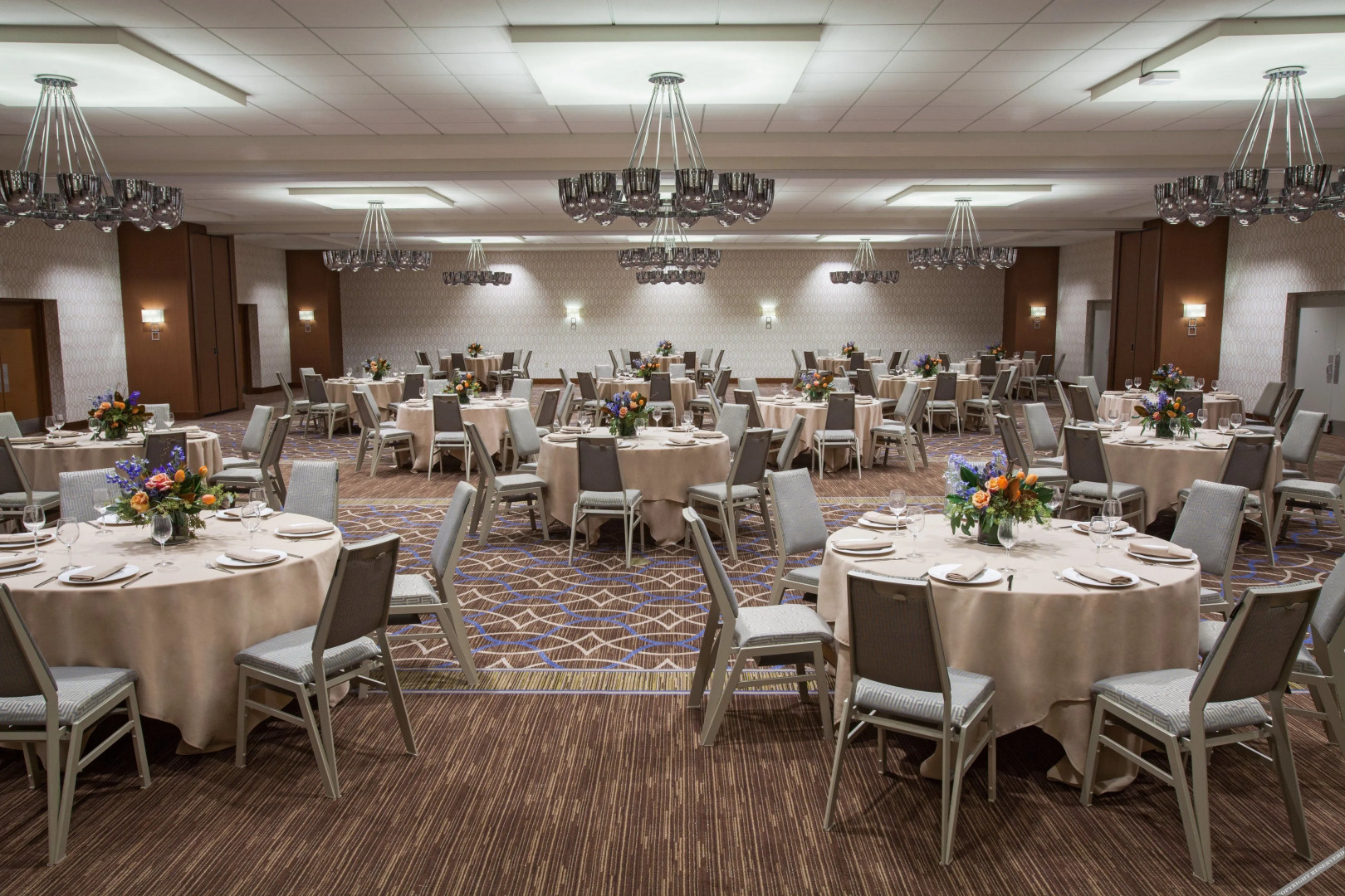 Crowne Plaza Pittsburgh Airport