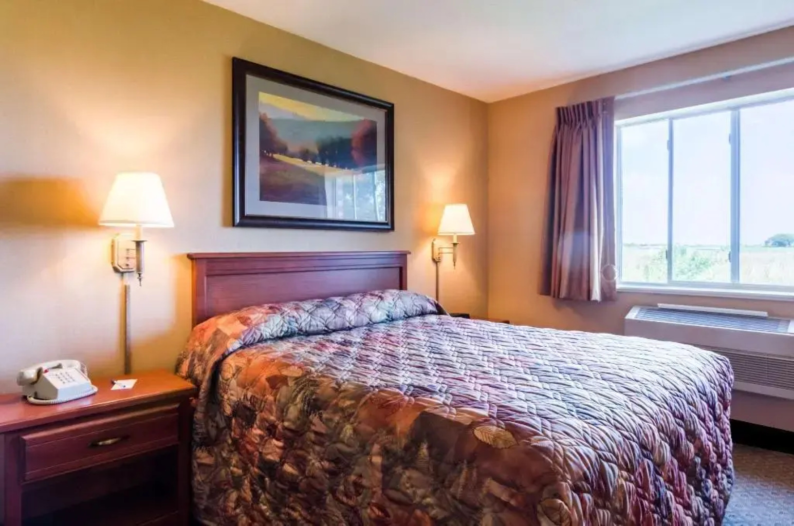 Super 8 by Wyndham Cozad