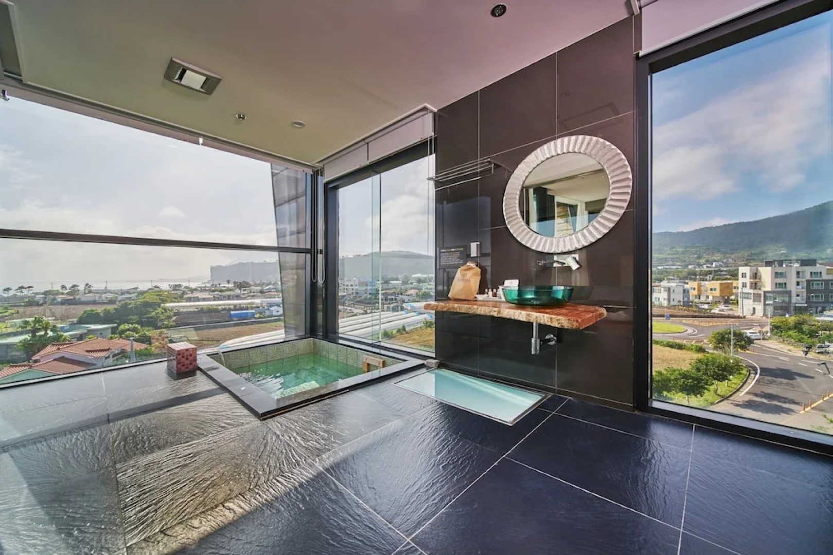 Scarboro Hotel & Exclusive Resort