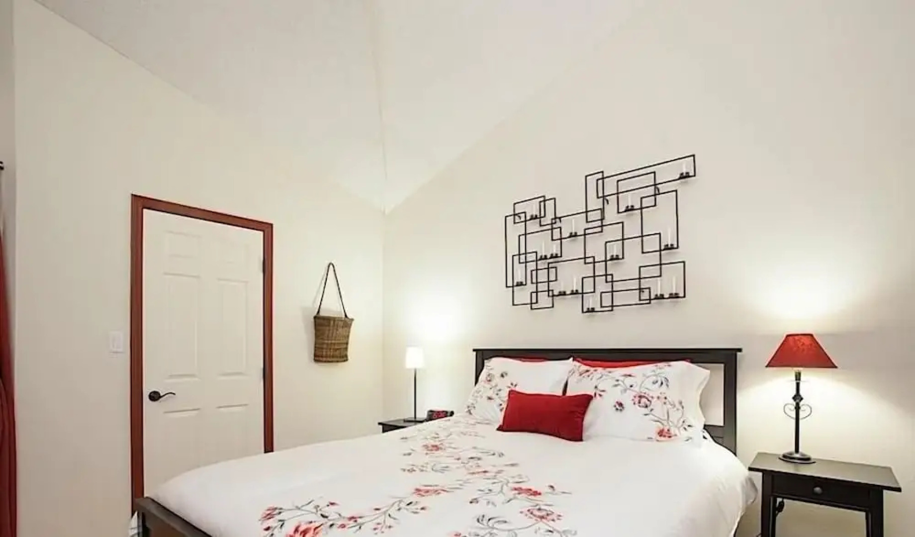 Happy Ours By Signature Vacation Rentals