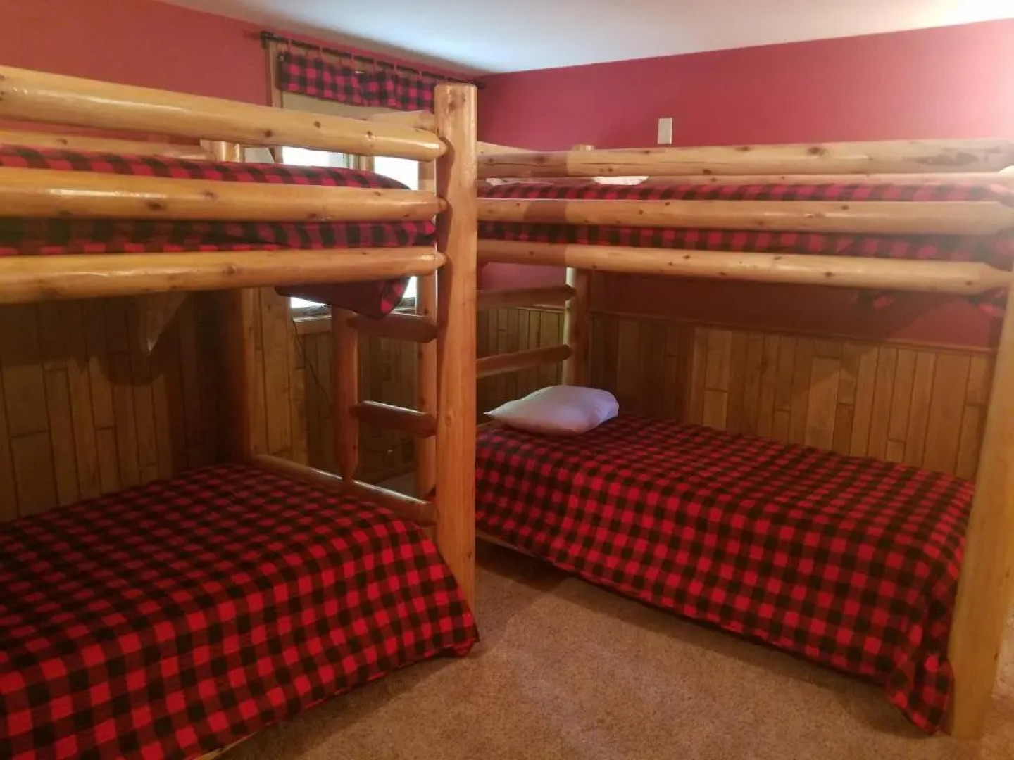 Mercer Lake Resort, Musky Lodge