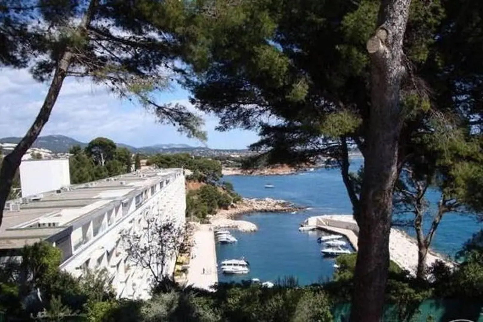 Apartment With 2 Bedrooms in Bandol, With Wonderful sea View, Pool Access, Furnished Terrace - 100 m From the Beach