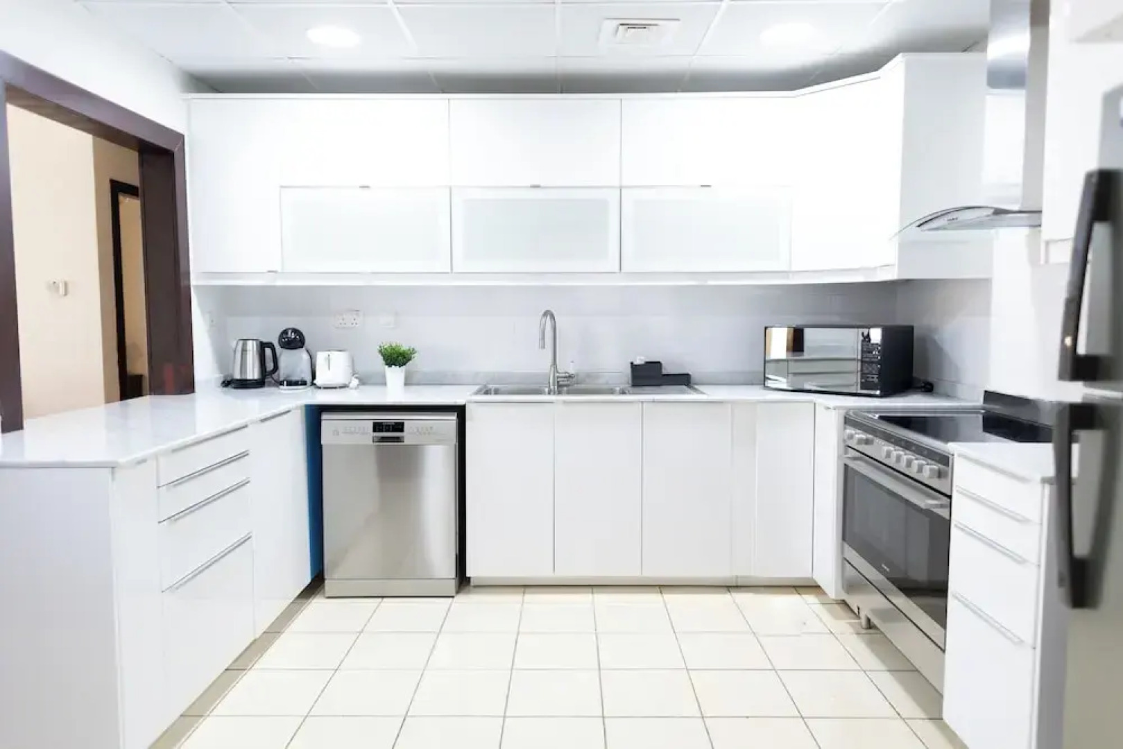 HAPPY SEASON | JBR Apartments