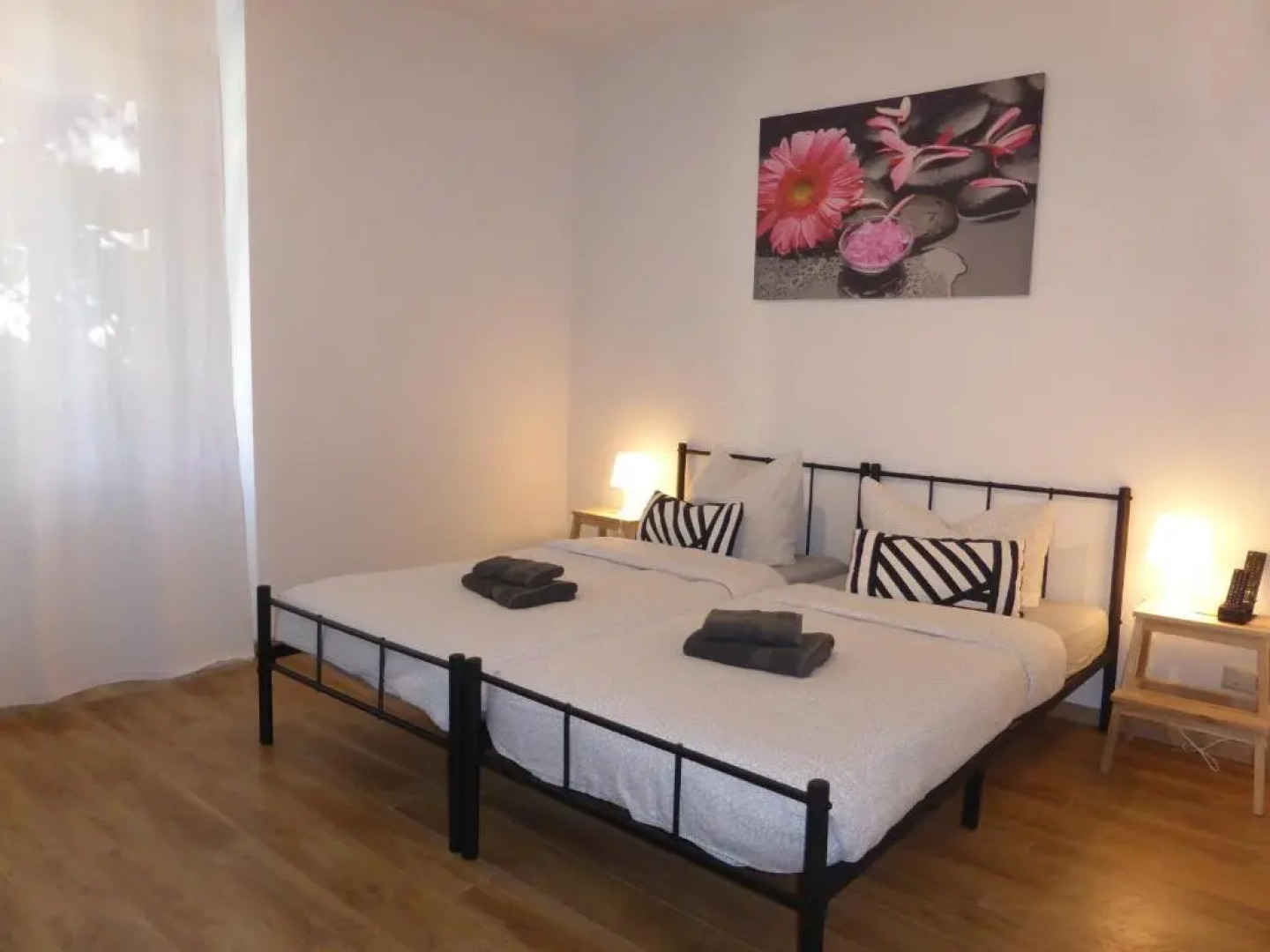 Apartment Ferienwohnung Martin Luther, 3 Schlafzimmer, free WiFi, Nähe Zentrum, klimatisiert, hell, offen, sehr schön,