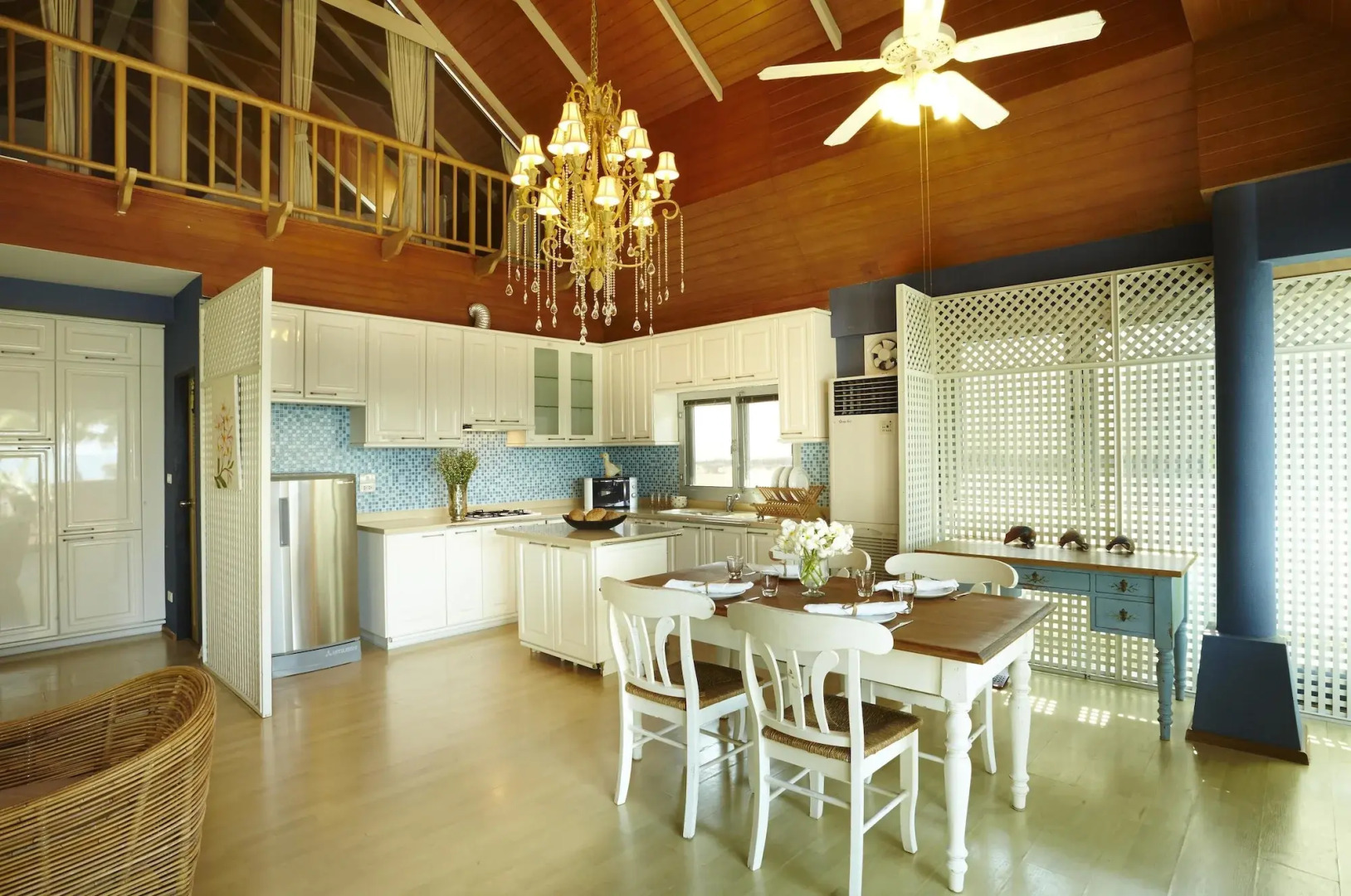 Отель Bandara On Sea