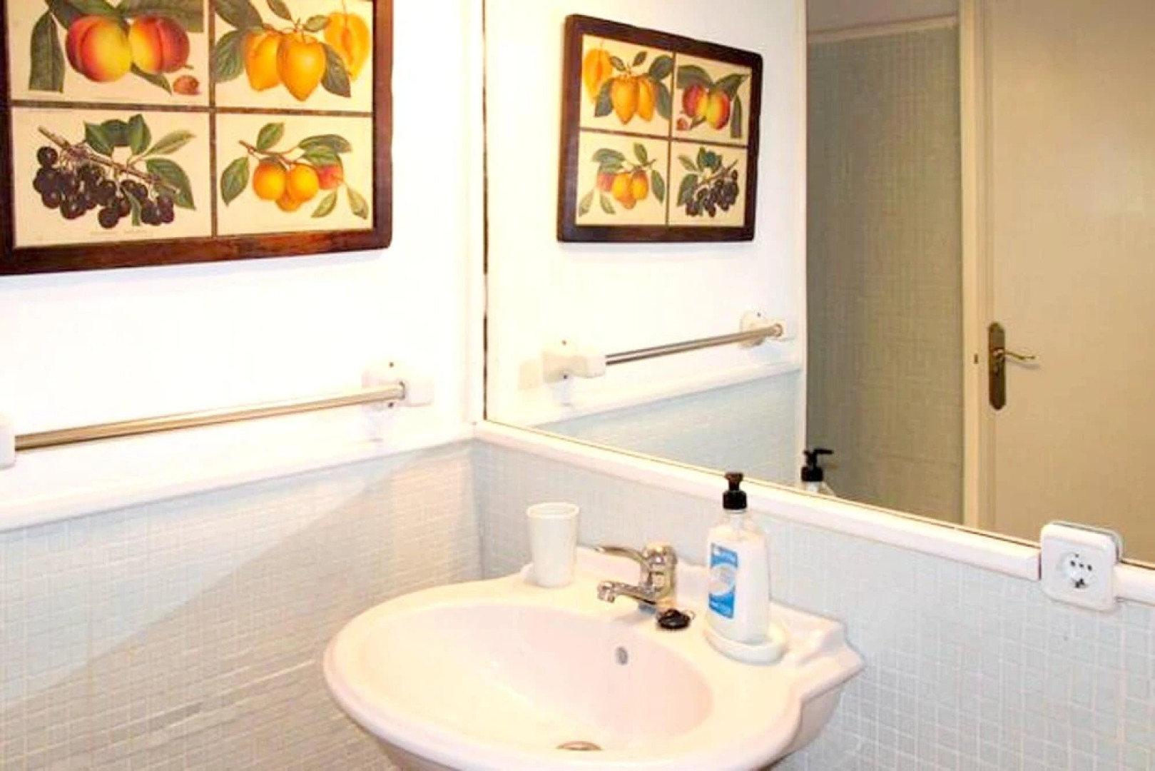 House With 5 Bedrooms in Son Servera, With Wonderful sea View, Terrace and Wifi