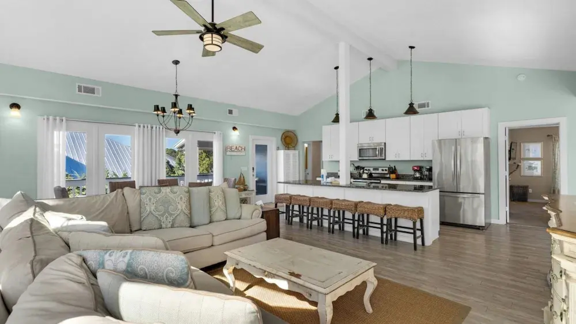 Your Ideal Beach Getaway With Private Pool, Game Room and Close to Beach!