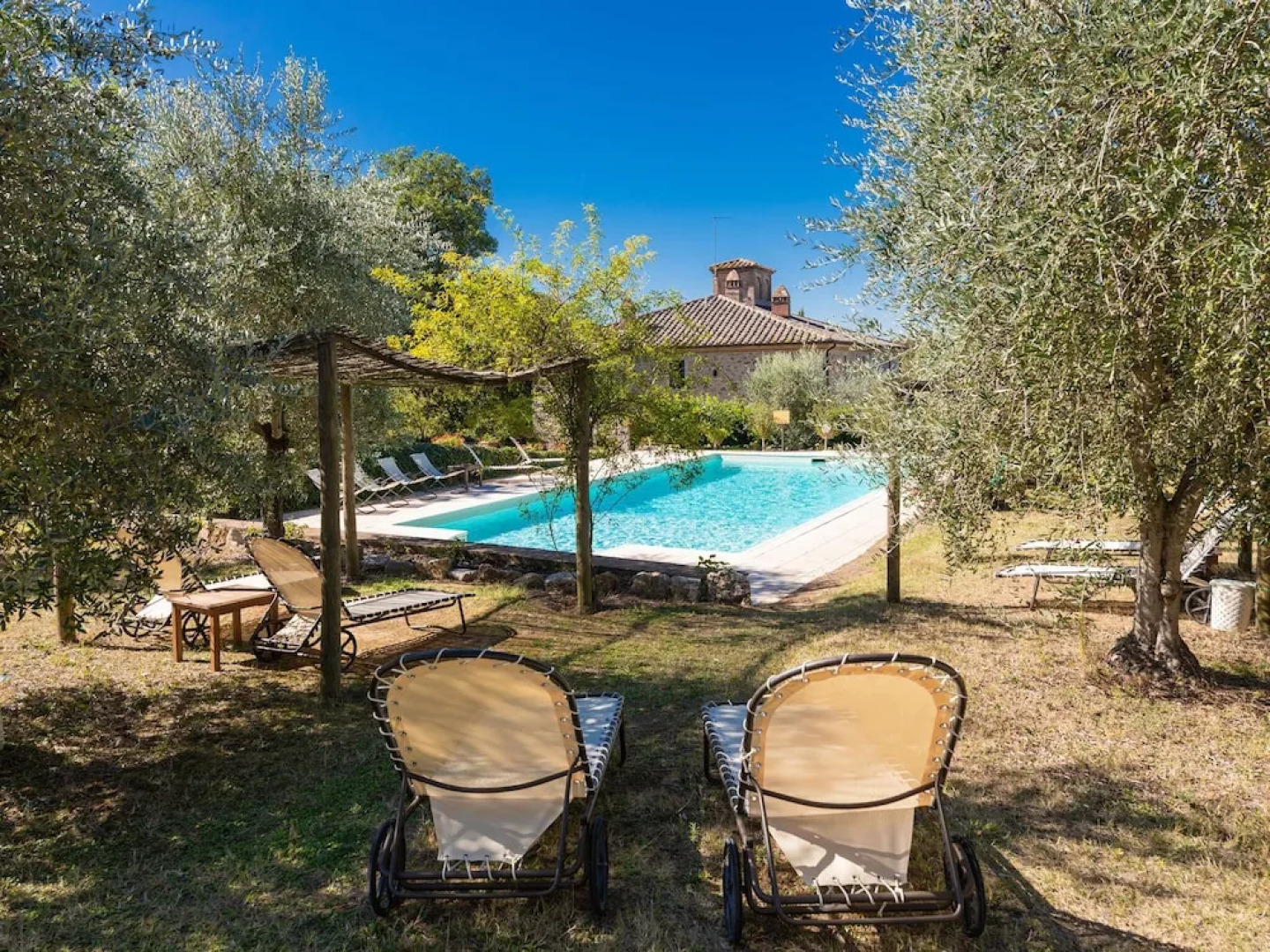 Secluded Apartment in Rapolano Terme with Garden