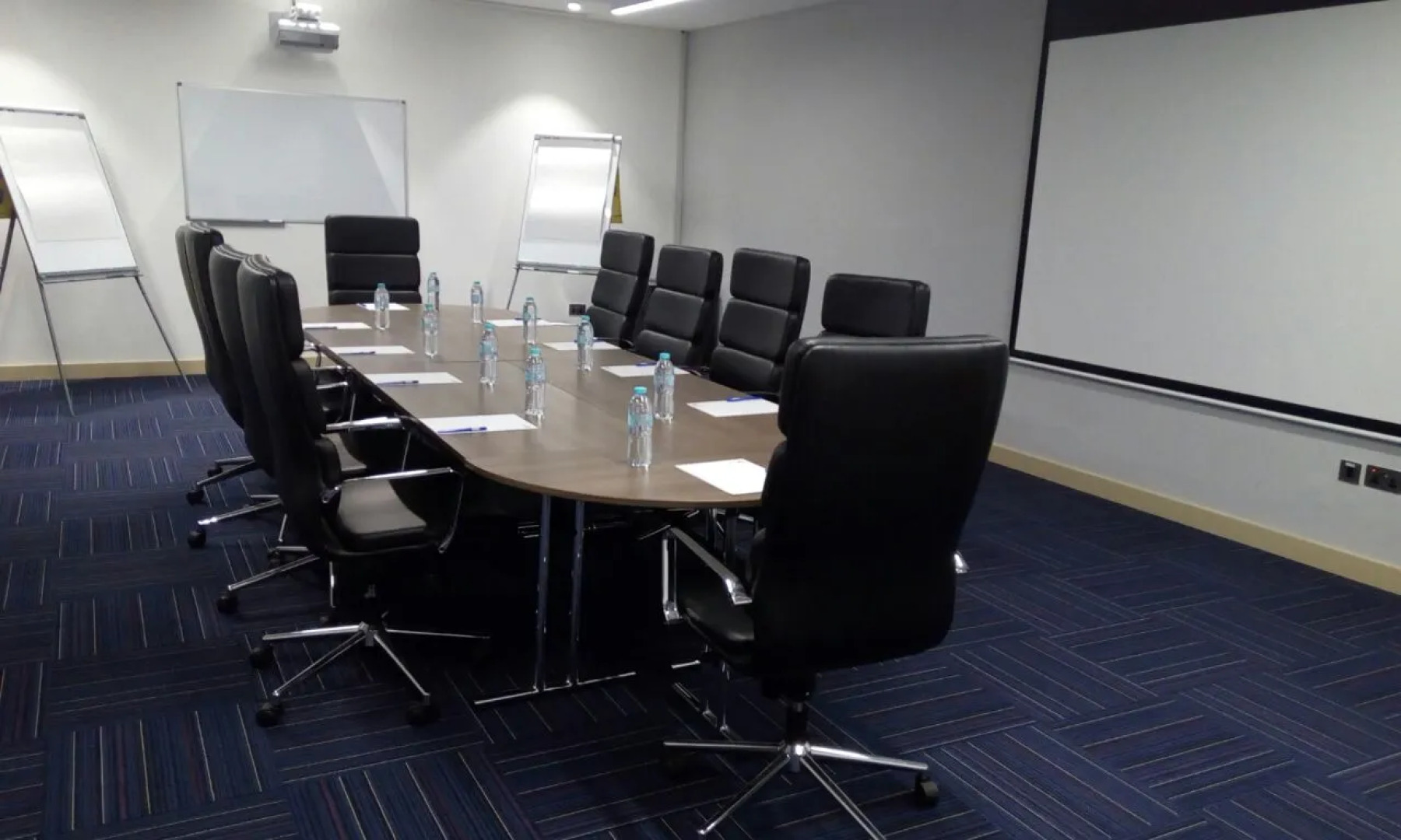 Premier Inn Dubai Ibn Battuta Mall