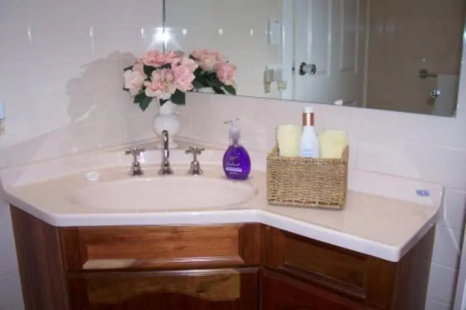 Cottage on Tottenham