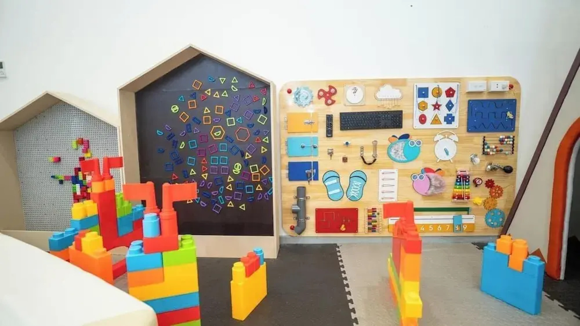 EMS HOUSE Sea View Apartment - The Arena Cam Ranh