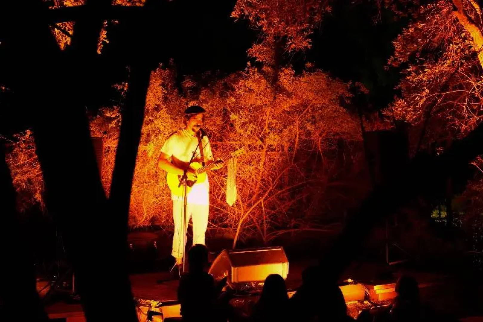 Mantur Parod by Selina