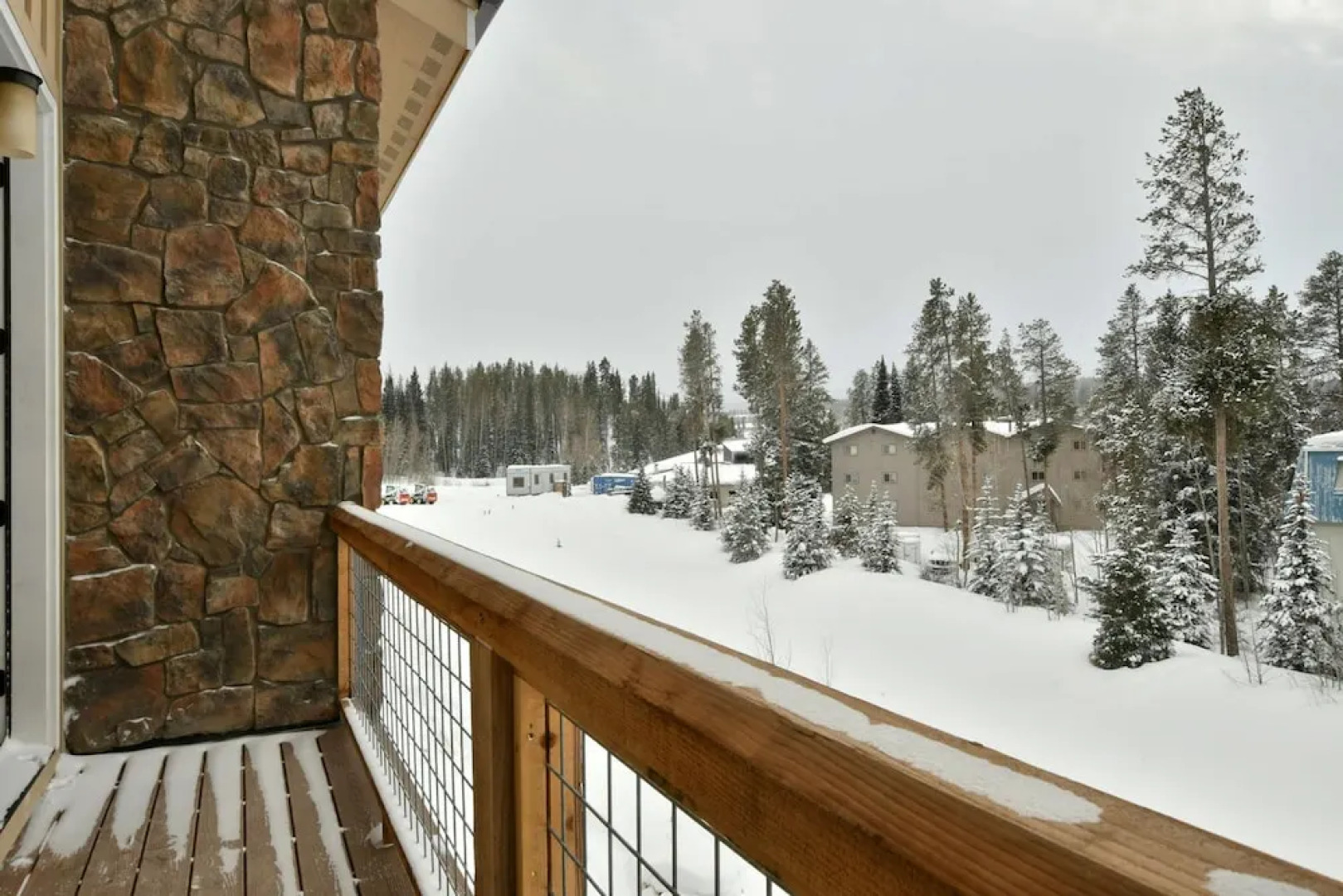 Rendezvous Luxury Chalets by Winter Park Escapes