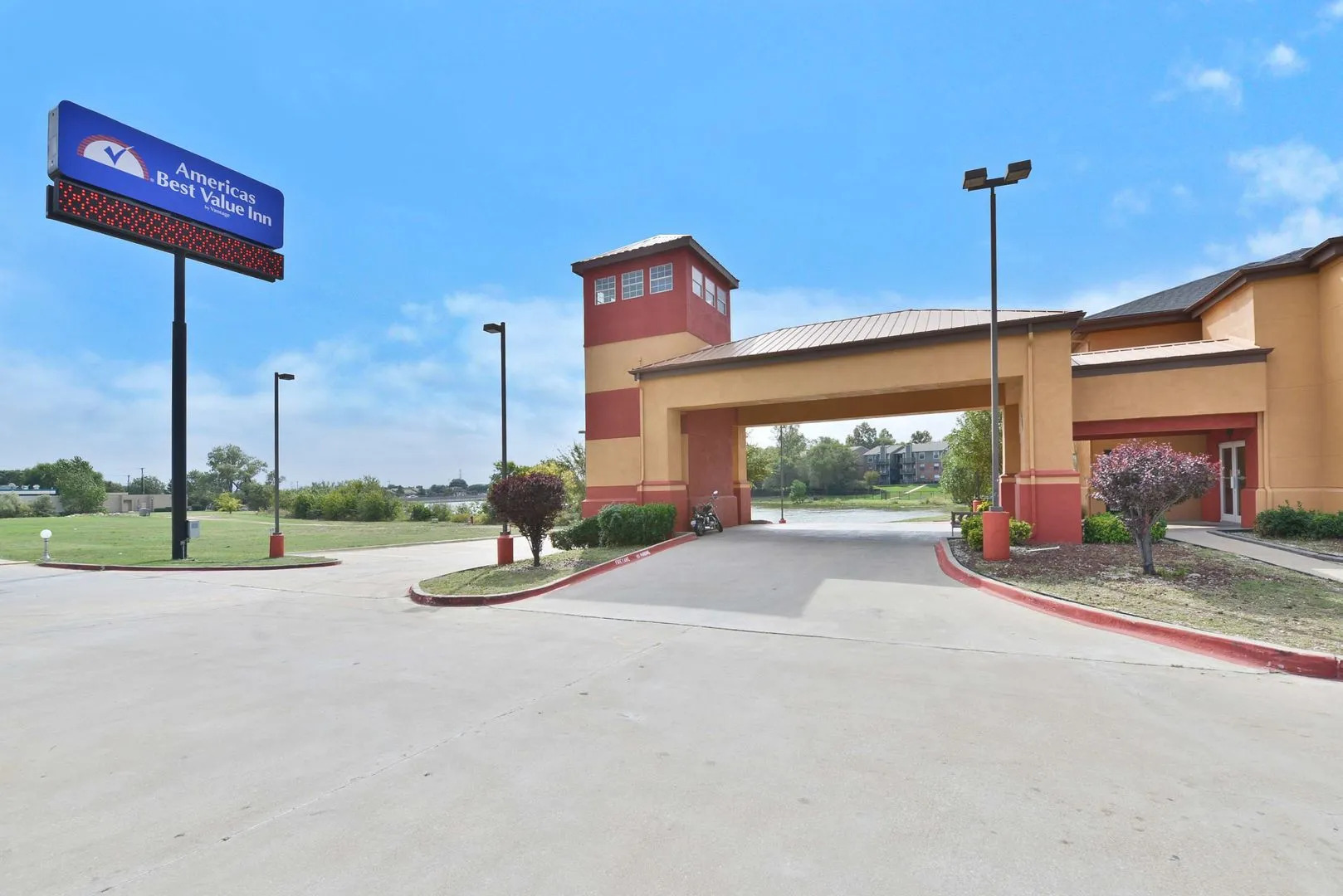 Americas Best Value Inn & Suites Haltom City Ft. Worth