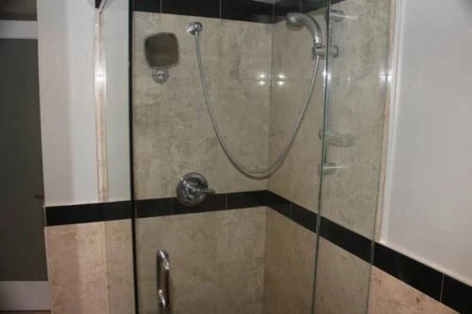 Dragonfly Beach House Bed and Breakfast