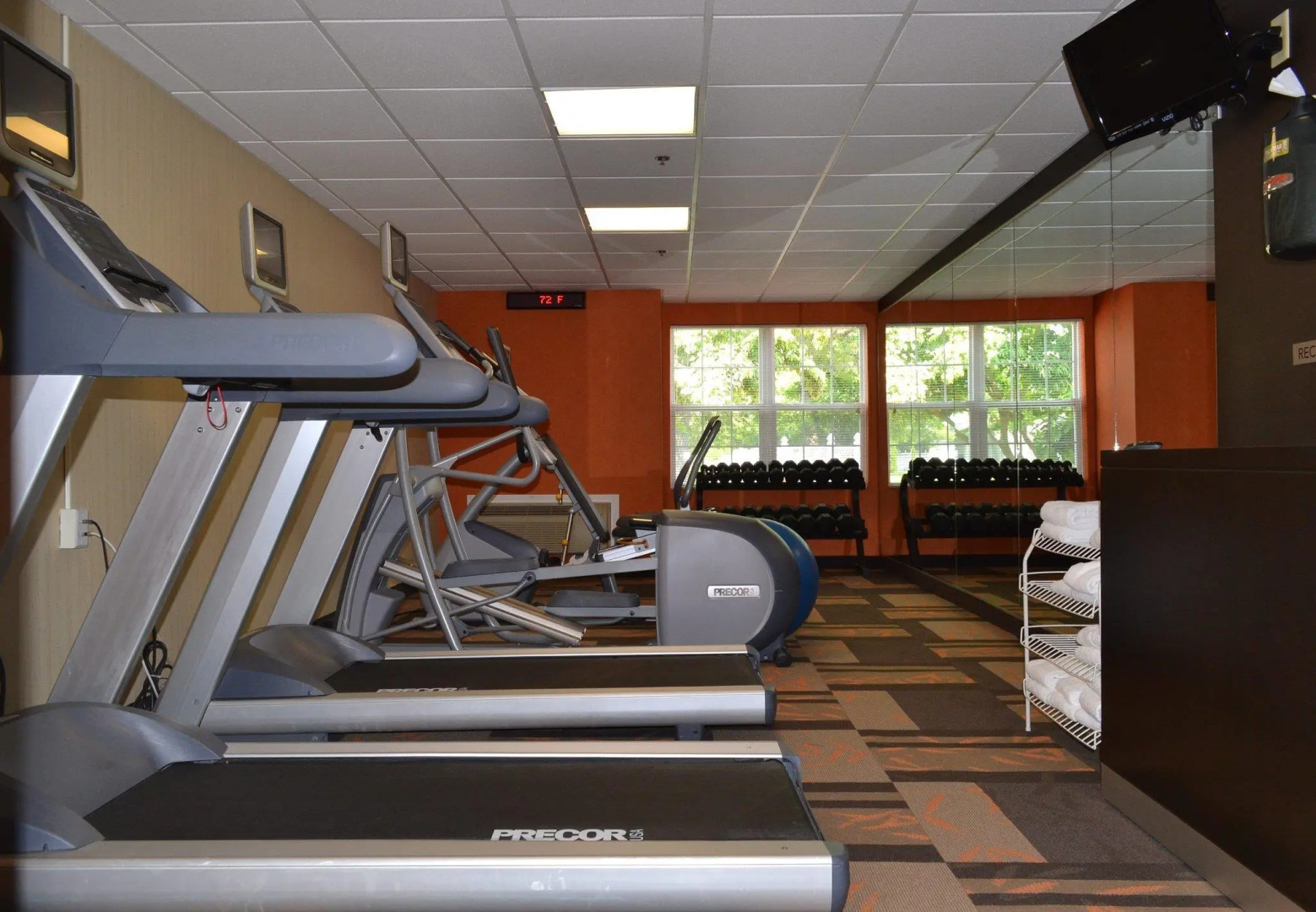 Courtyard By Marriott Cape Cod Hyannis