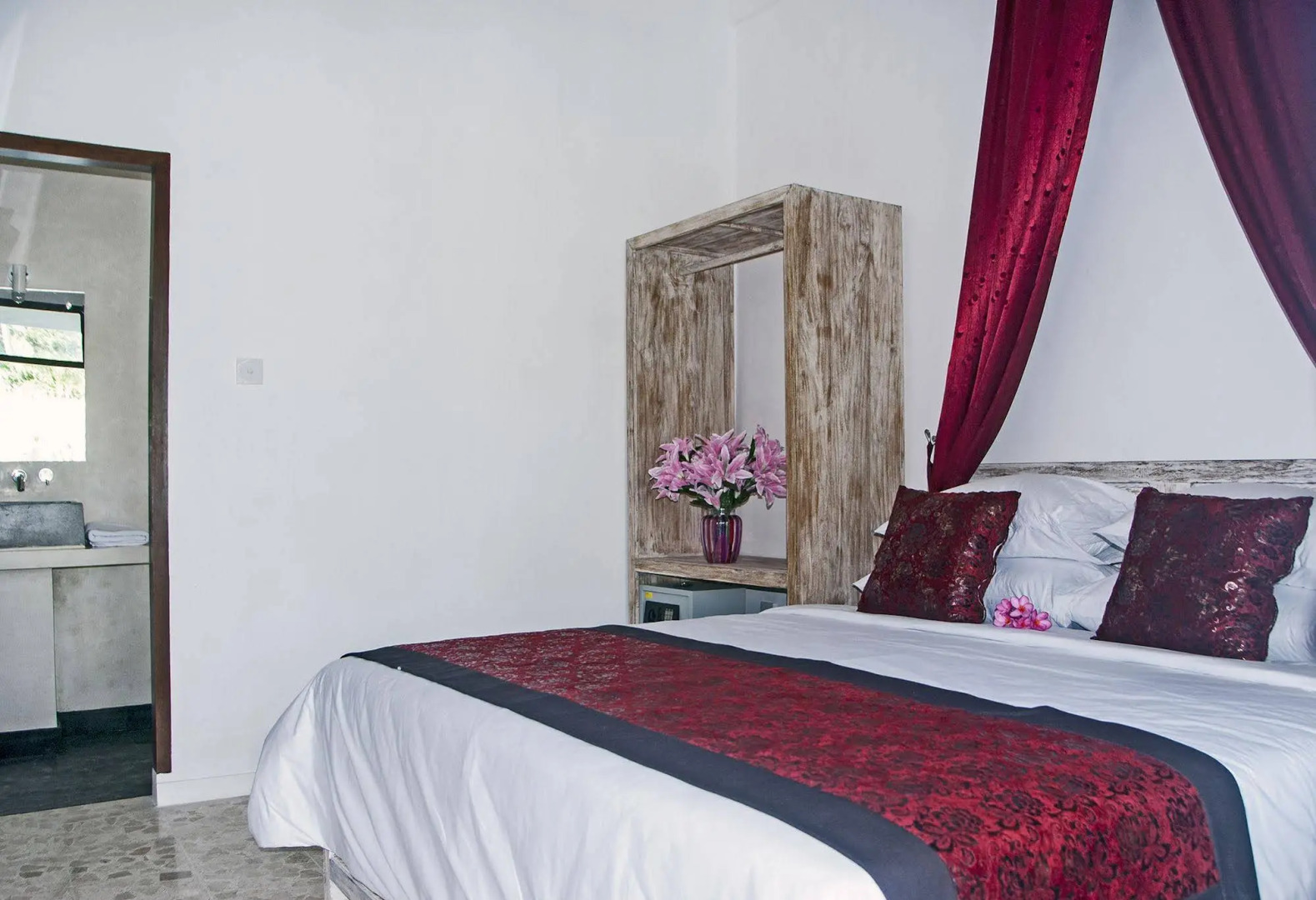 Lombok Senggigi Hotel