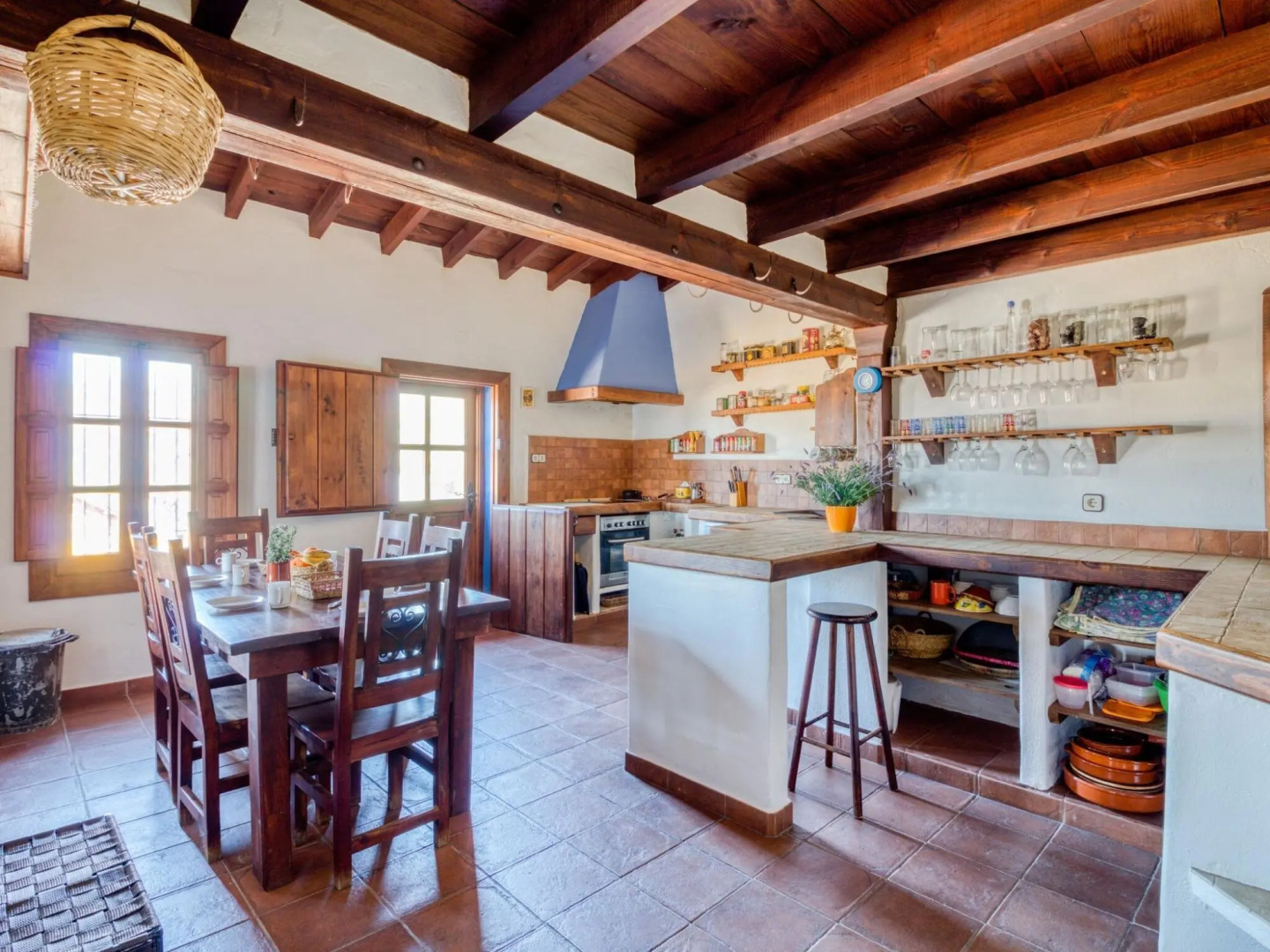 Lovely Cottage in Alcaucín near Sierra Tejeda Natural Park