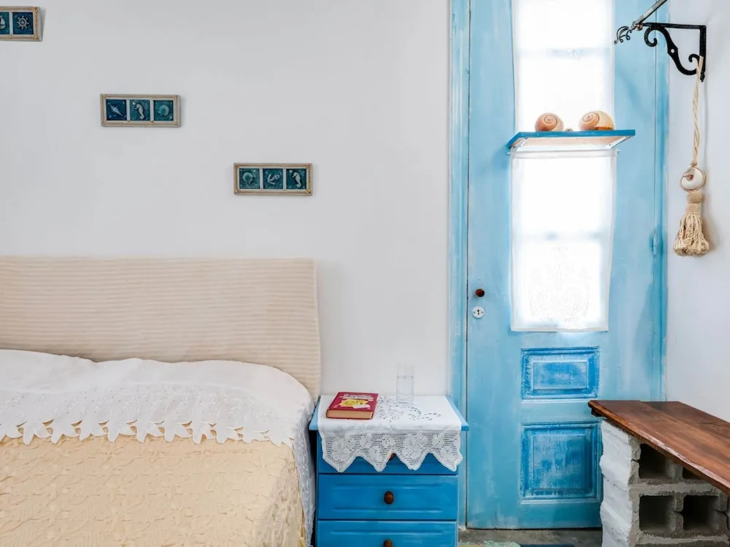 Astra Holiday Home in Aegina Island With Gorgeous Sunset Views