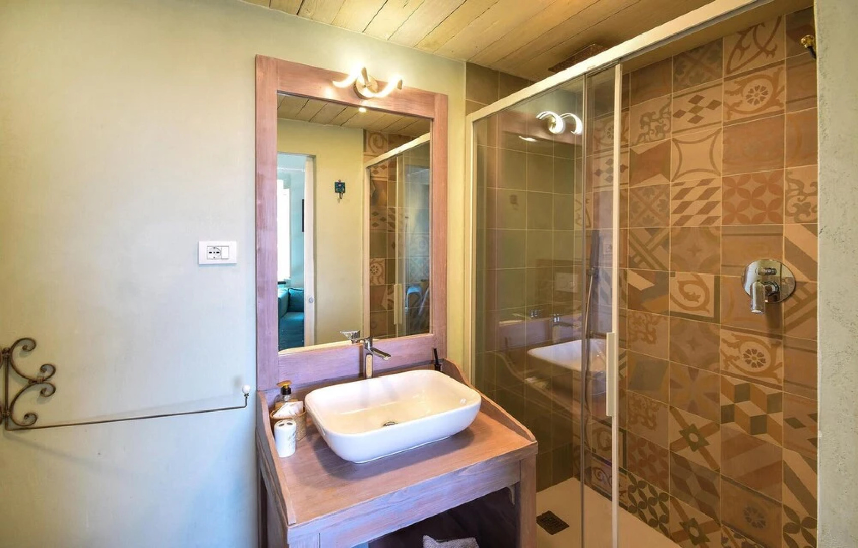 Beautiful Home in Cogorno With Outdoor Swimming Pool, Wifi and 3 Bedrooms