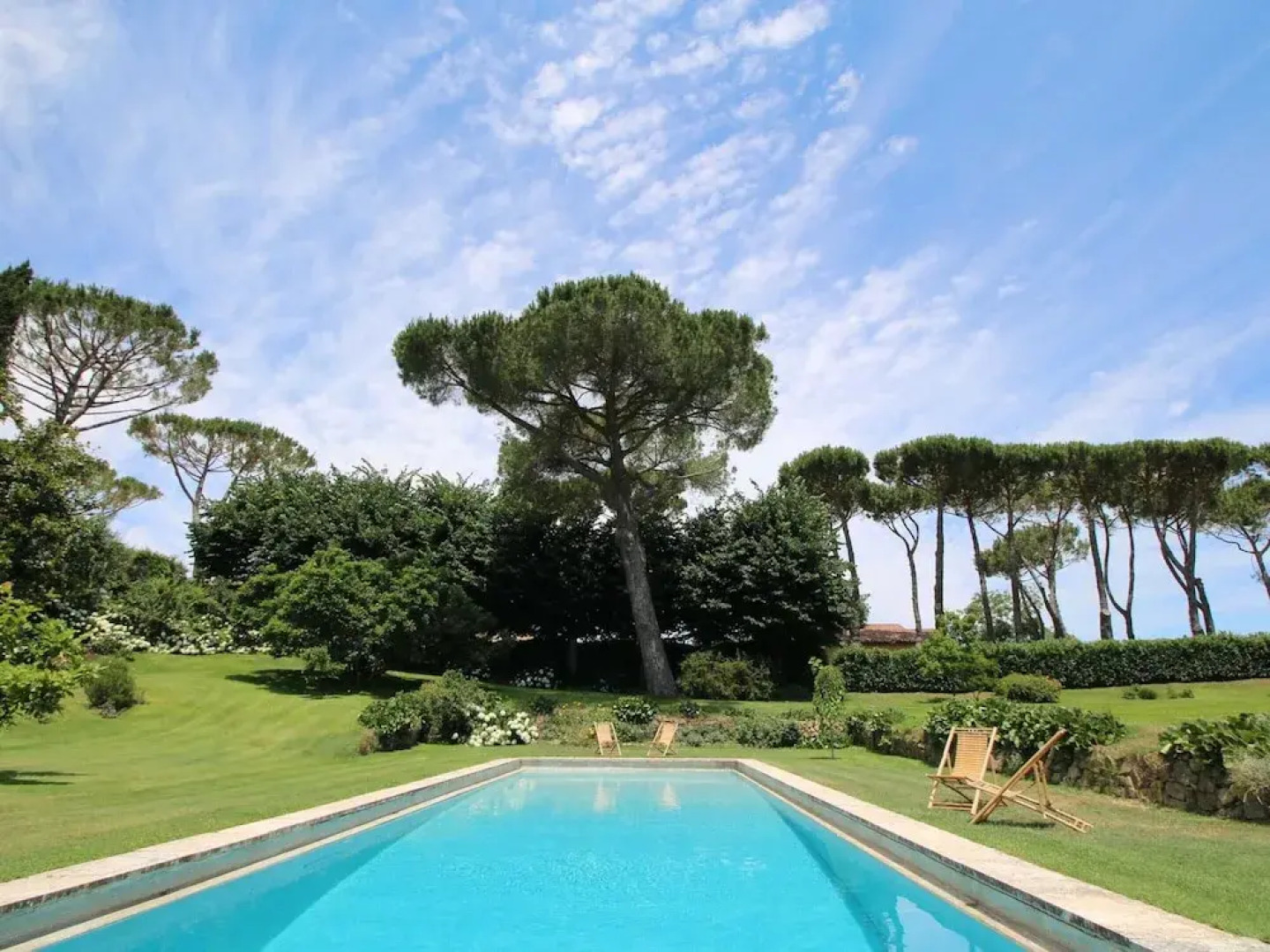 Villa Near Rome With Pool and Stunning Views