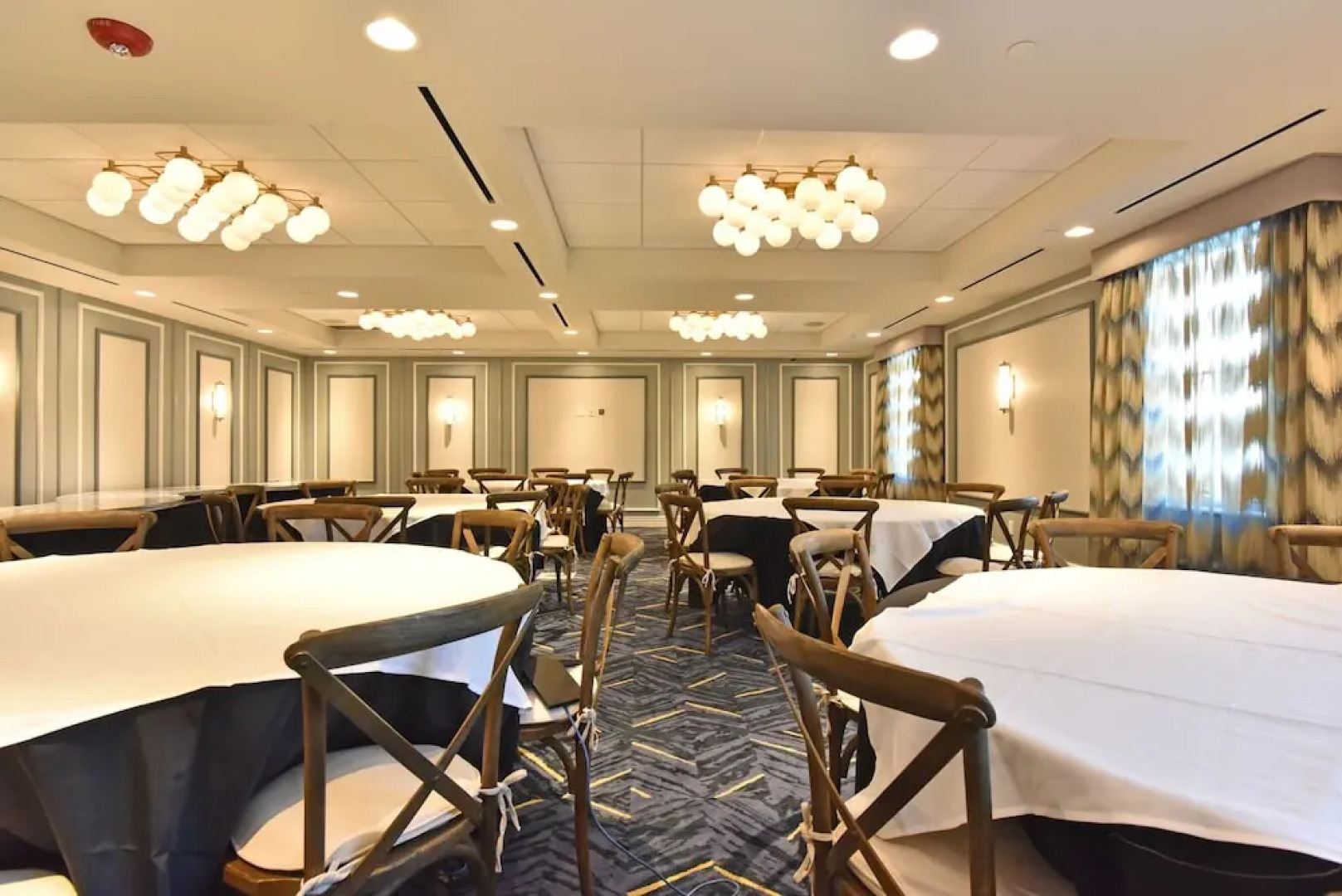 Tiverton Casino Hotel