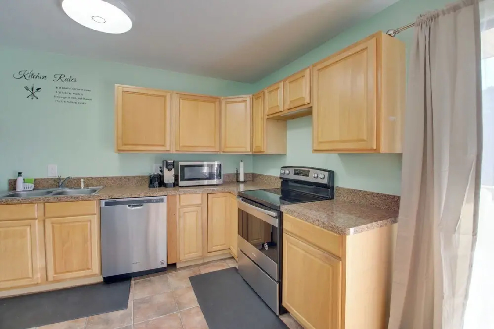 Hot Springs Condo w/ Lake Access & Boat Dock!