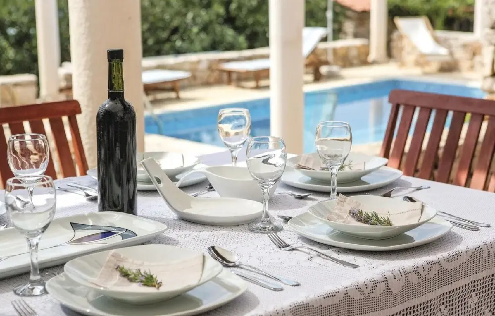 Beautiful Home in Drvenik Mali With Wifi and 5 Bedrooms