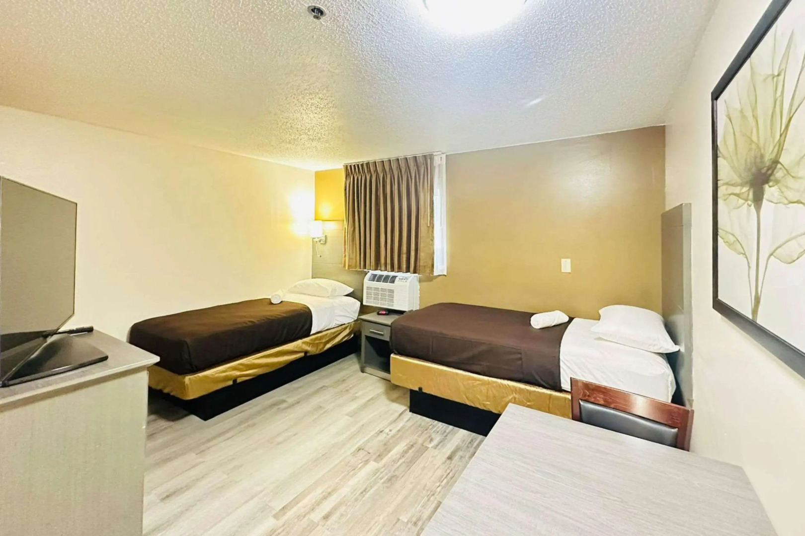 Suburban Studios Abercorn