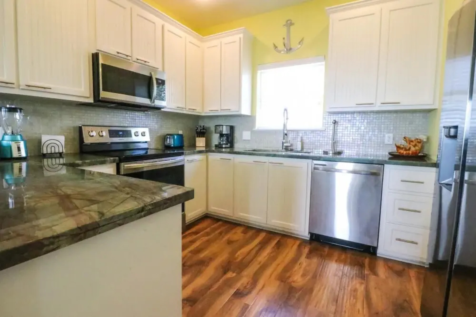 A Wave From It All Stay ON the Beach With Ocean Views From 2 Decks