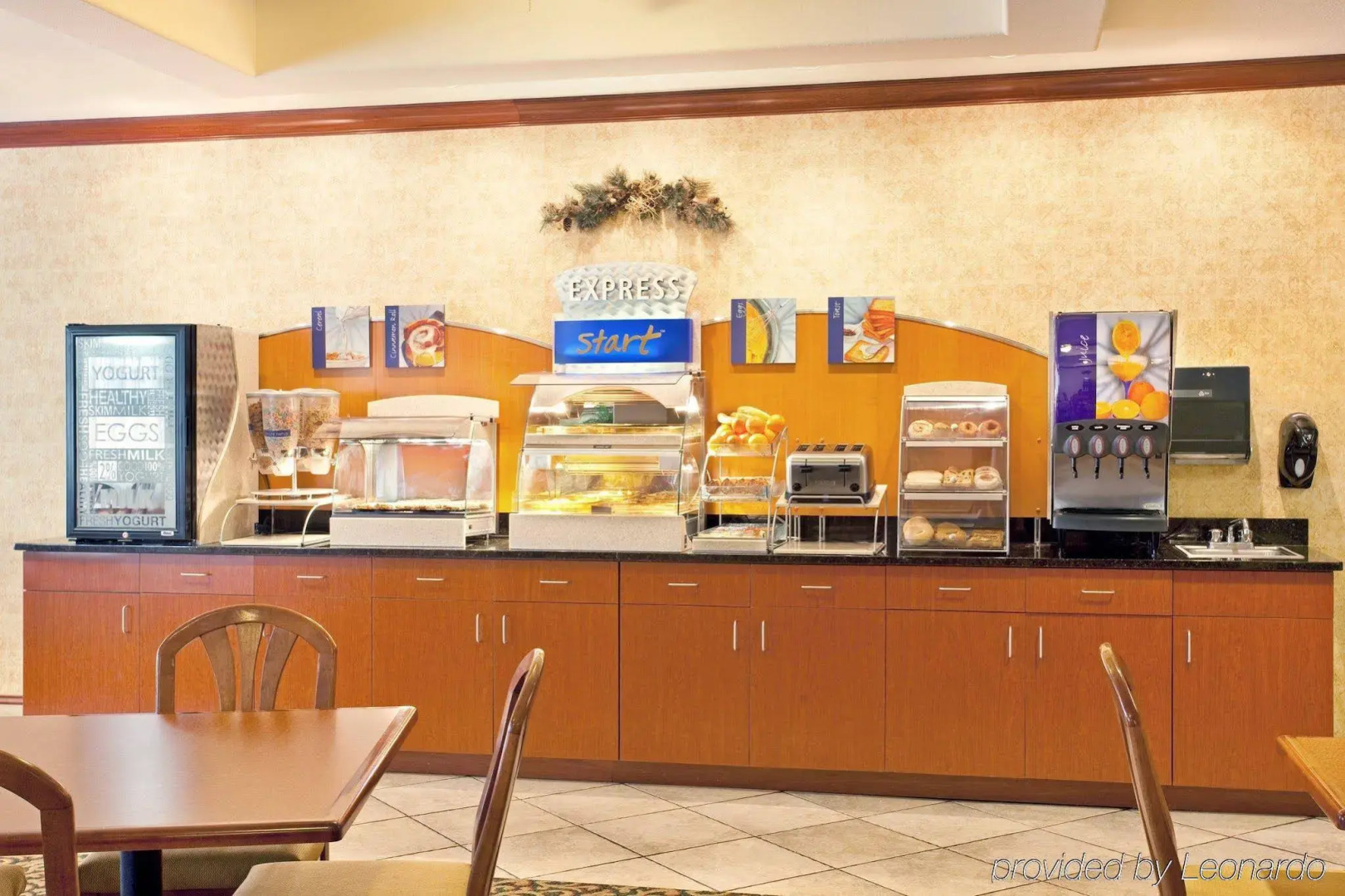 Holiday Inn Express Hotel & Suites Rockford-Loves Park by IHG
