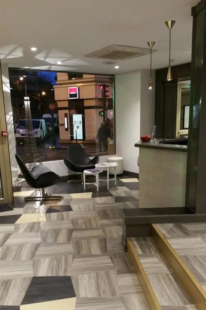 Hotel Eiffel Kennedy