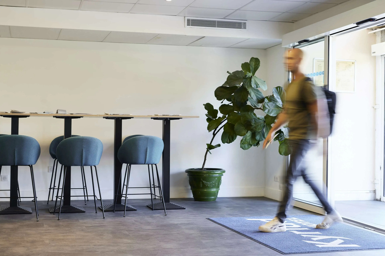 Hôtel, restaurant Kyriad Fréjus