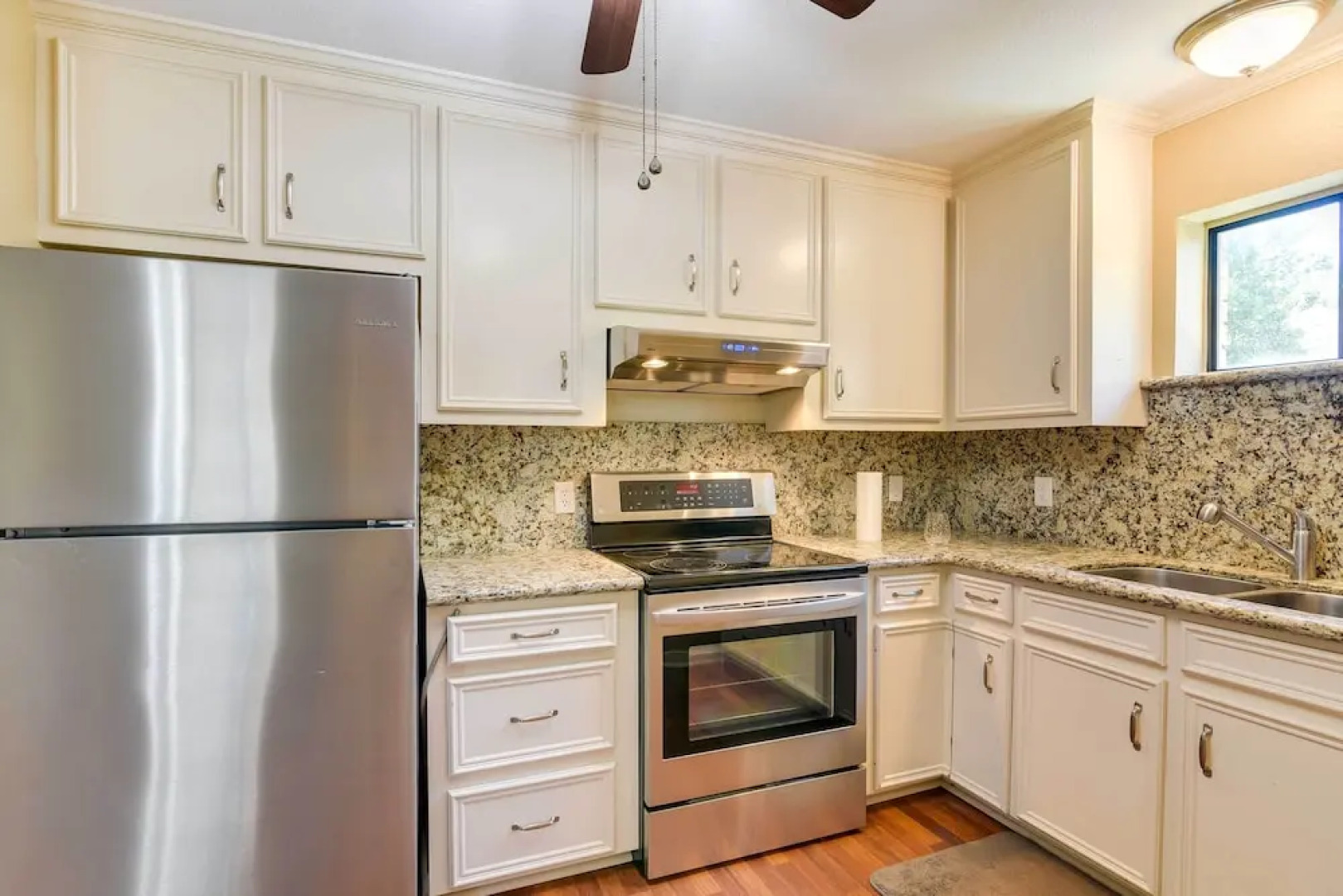 Cozy Texas City Guest House - 5 Mi to Beach!