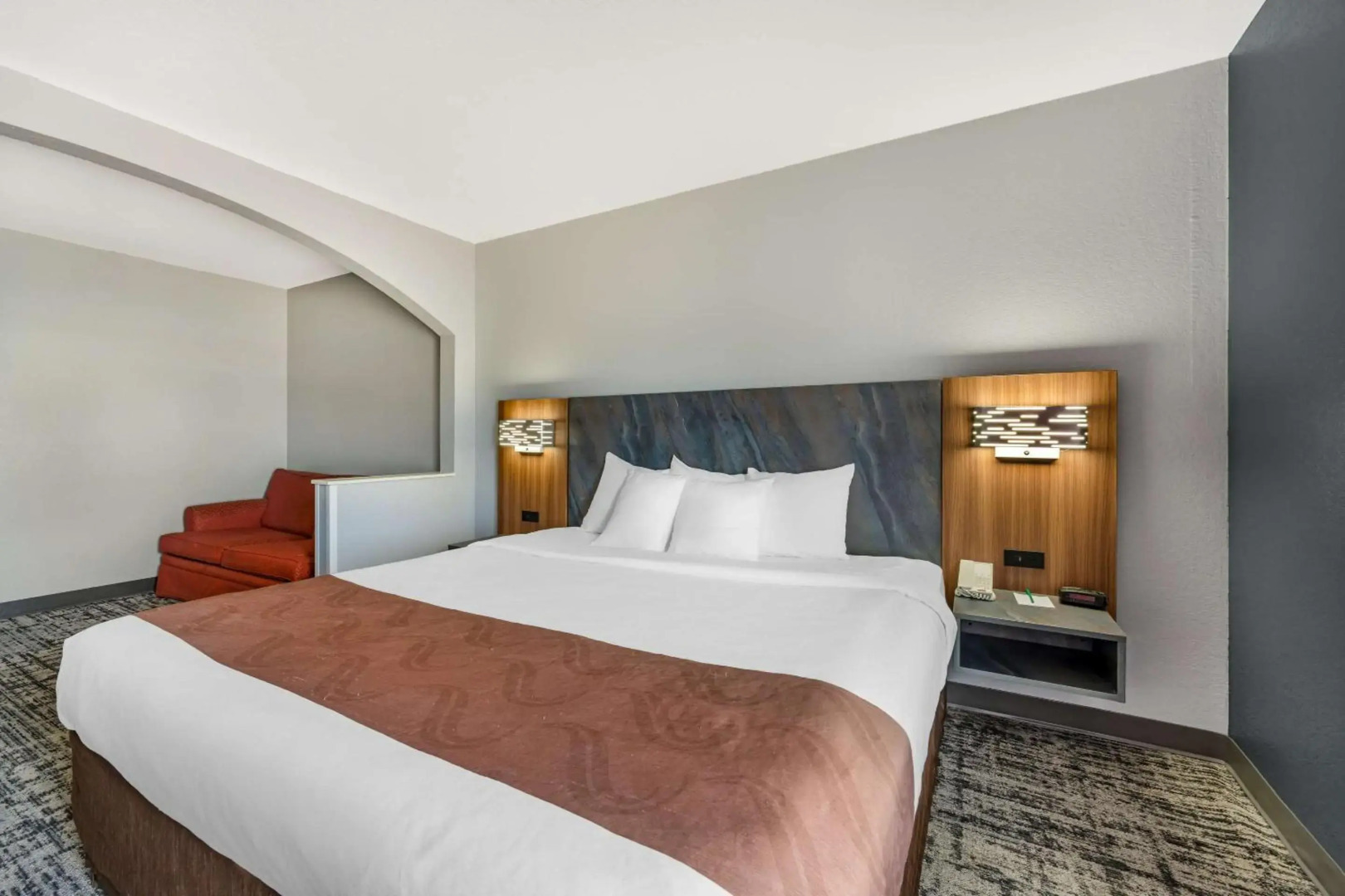 Quality Inn & Suites Manhattan