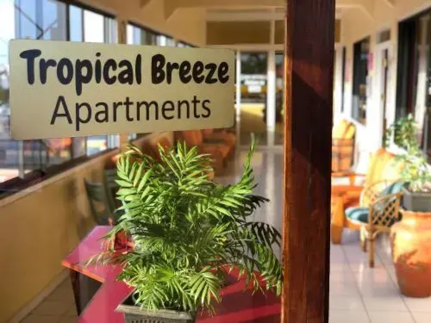 Tropical Breeze Apartments