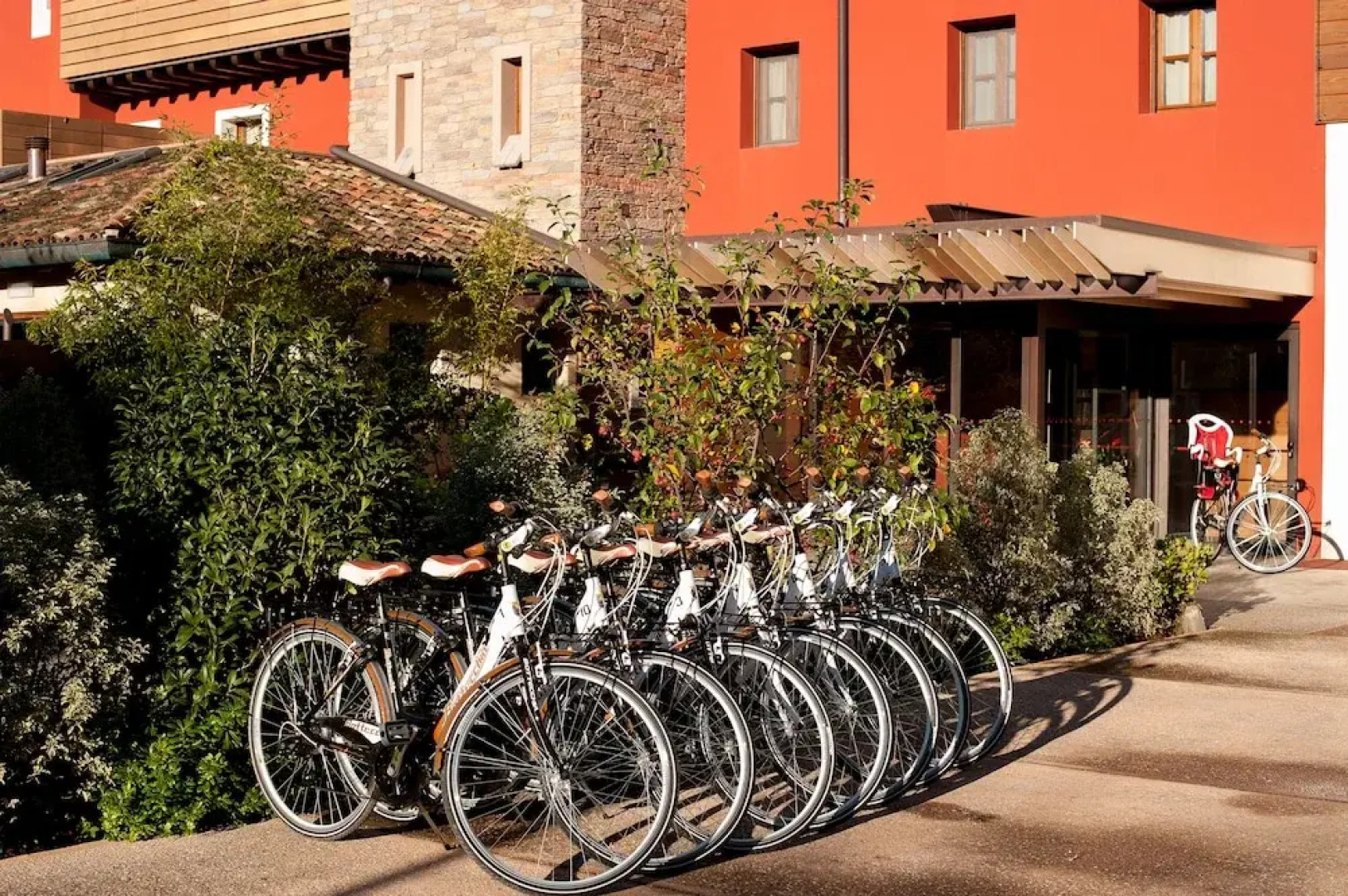 Elliot Osteria e Dormire in collina