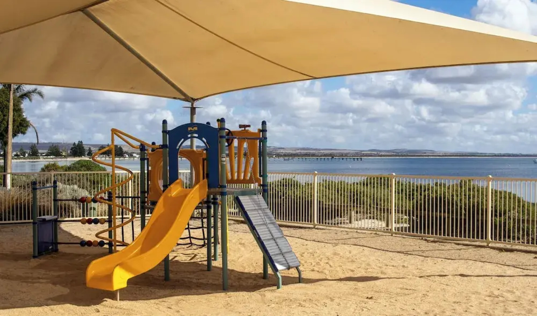 Tumbybay Caravan Park