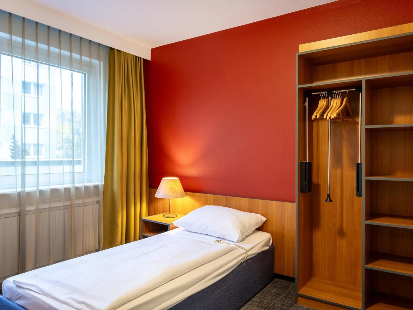 Good Morning + Berlin City East