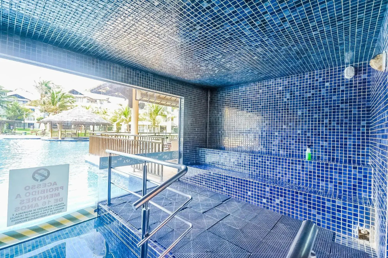 Beach Place Resort Bangalo 12