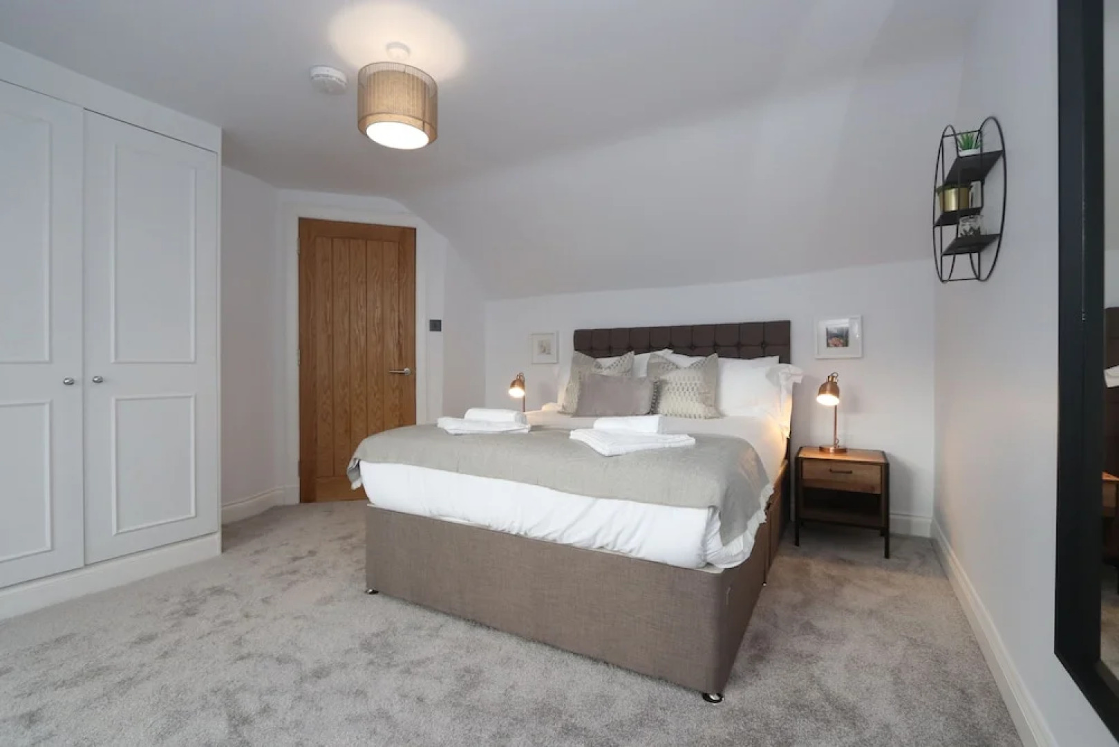 Dollar Apartments at 41