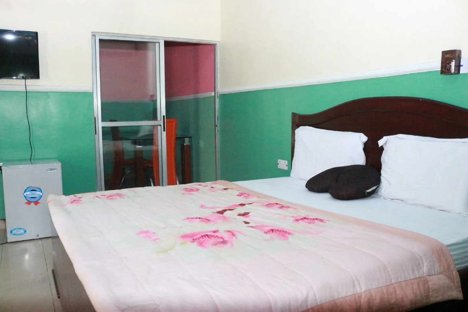 L & L Executive Hotels and Suites