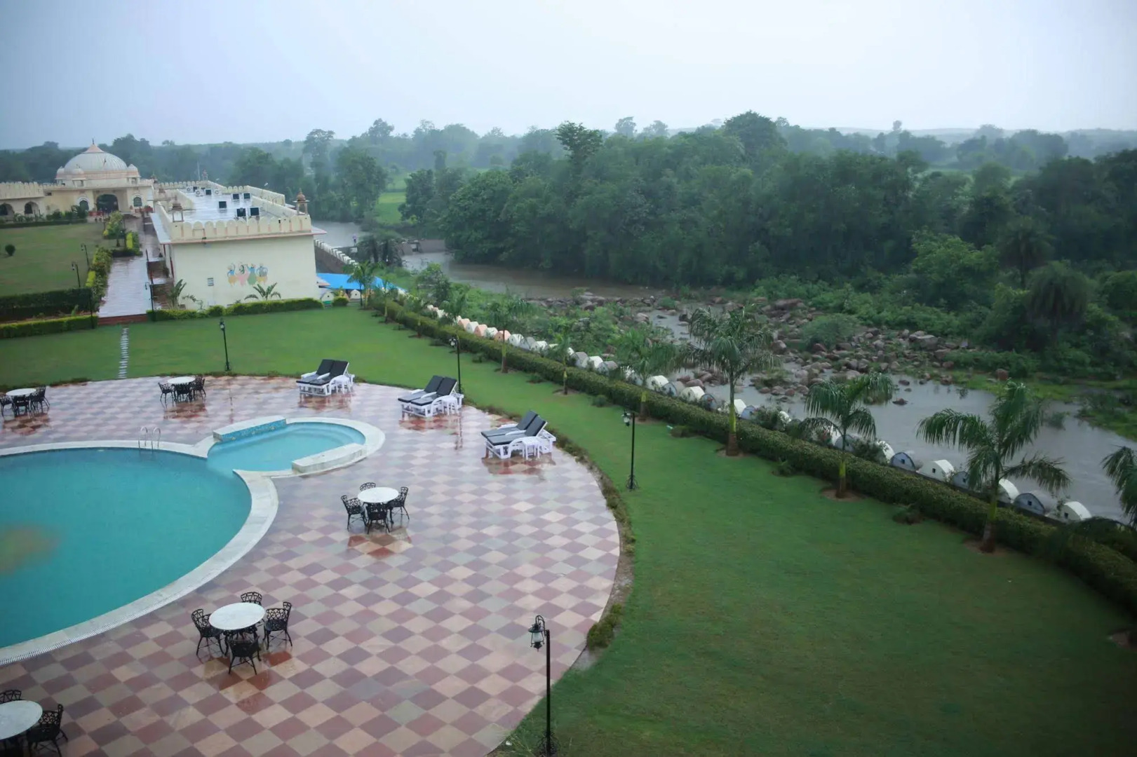 V Resorts Rajmahal Orchha