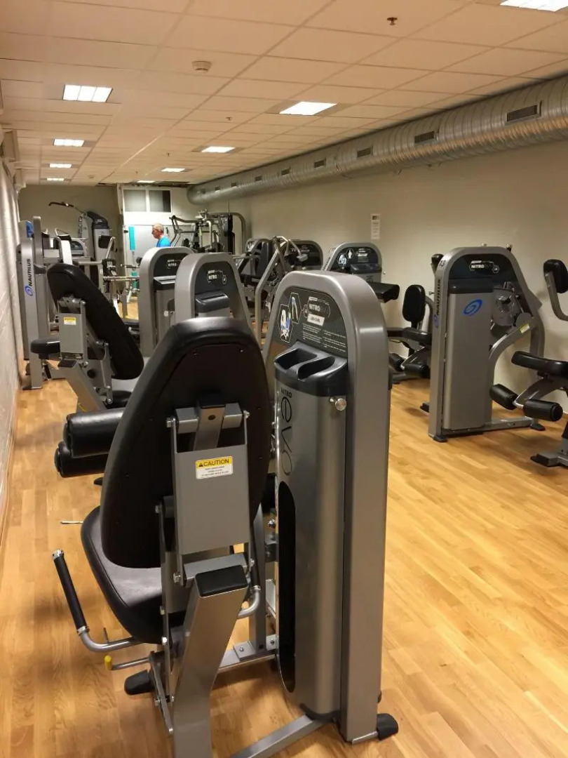 Enter St. Elisabeth Hotel