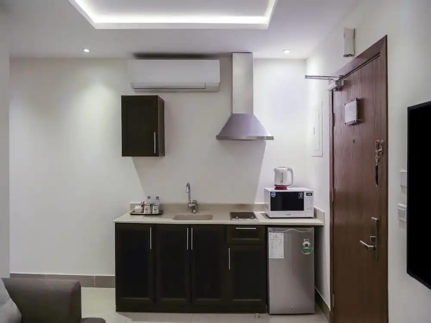 Capital O 145 Sendan Residence