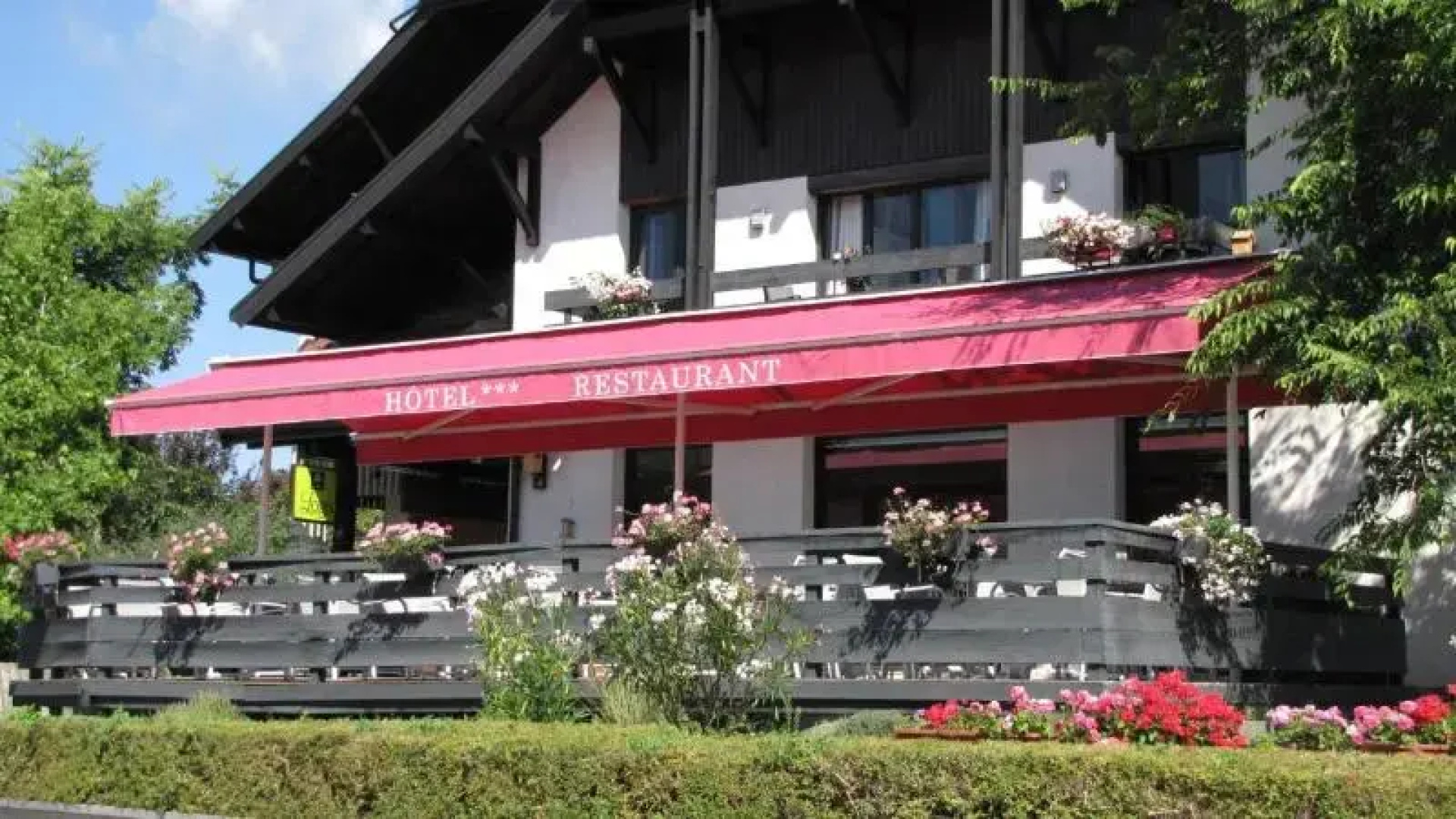 Logis Hotel Restaurant Annecy Nord / Argonay