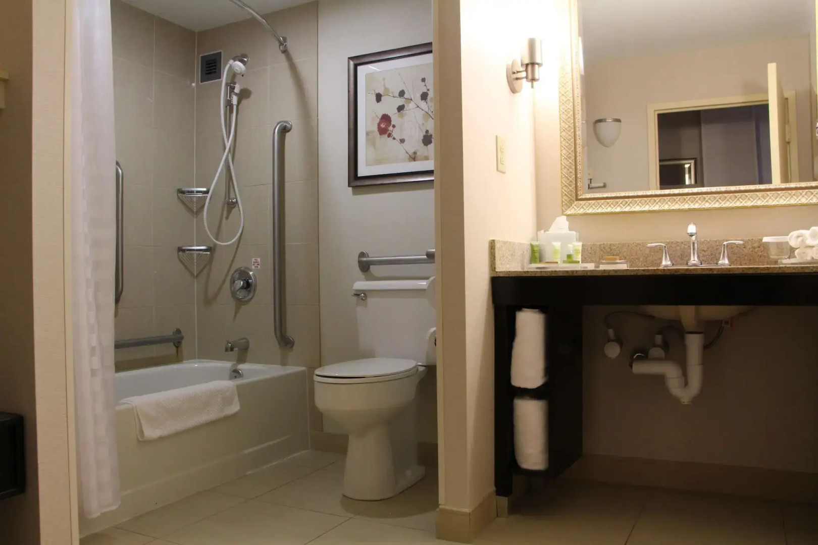 Hilton Fort Wayne at the Grand Wayne Convention Center