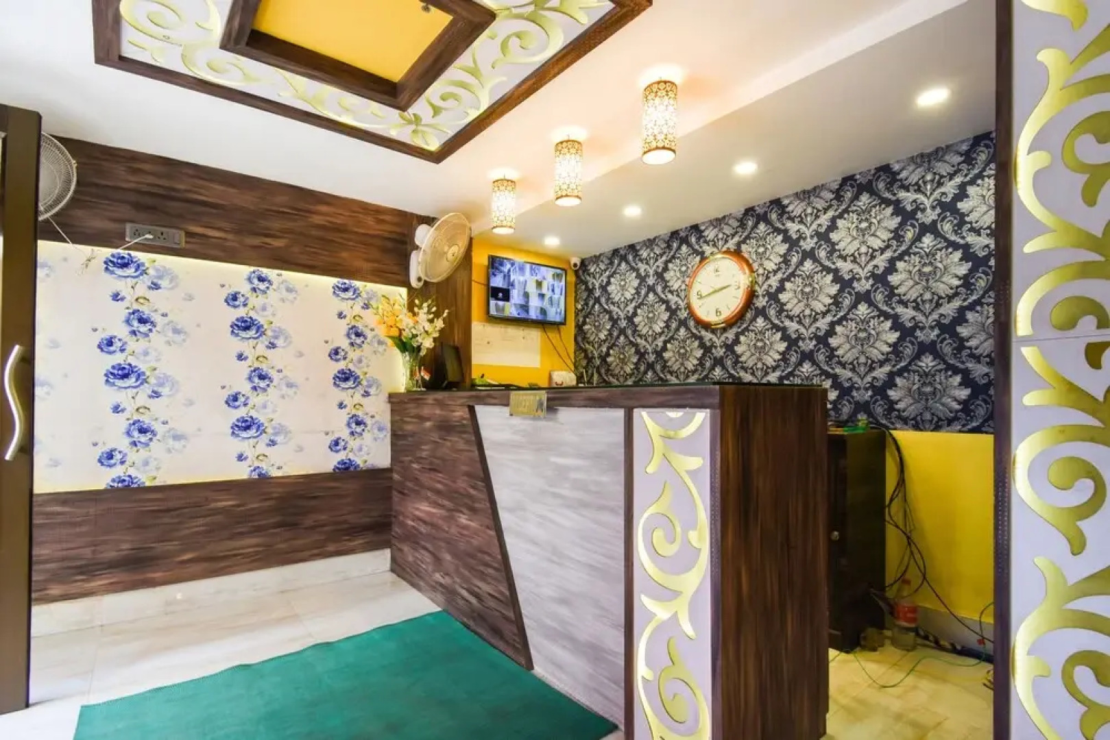 SPOT ON 49956 Mainak Hotel & Cottage