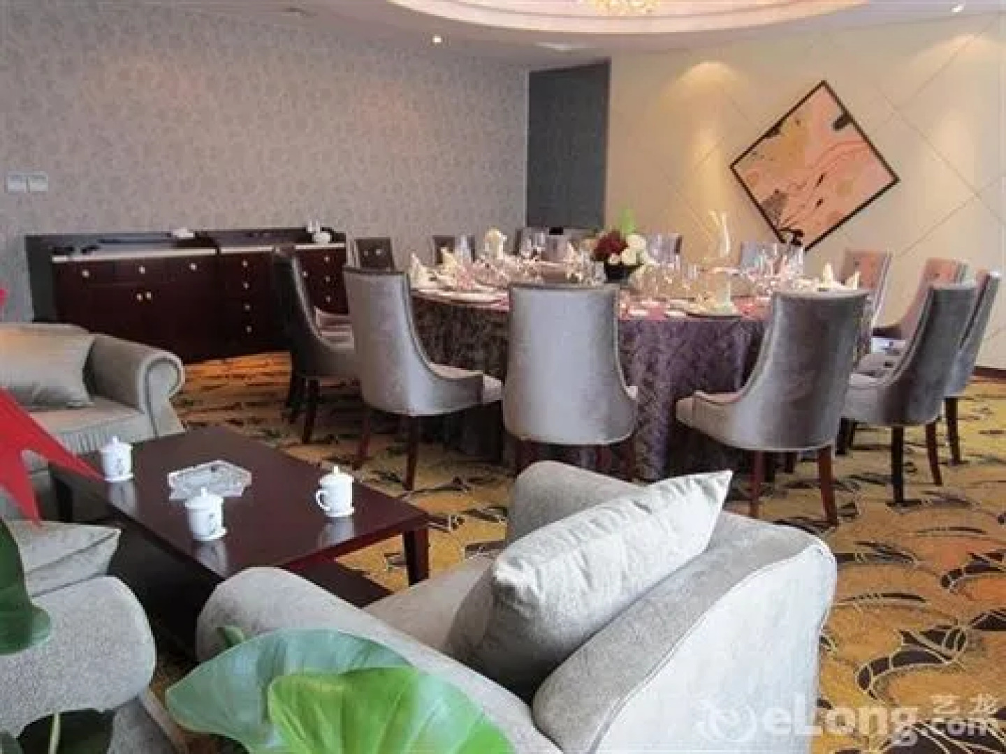 Golden Fangshan Hoilday Hotel